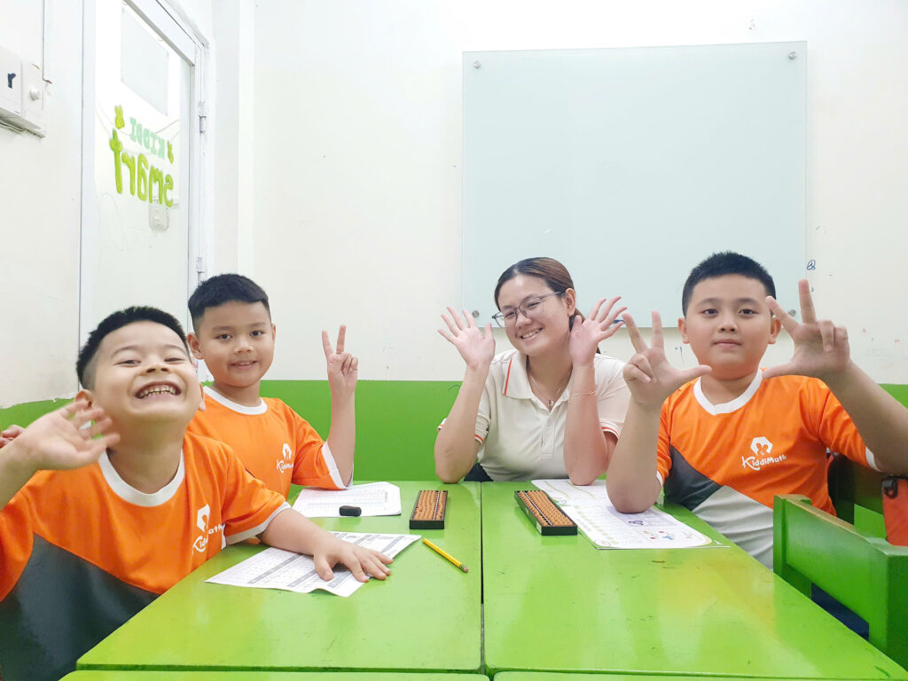 Toán Học Hè Cho Bé Chuẩn Bị Vào Lớp 1 Tại Tân Bình – Giải Pháp Giúp Con Tự Tin Khi Đi Học